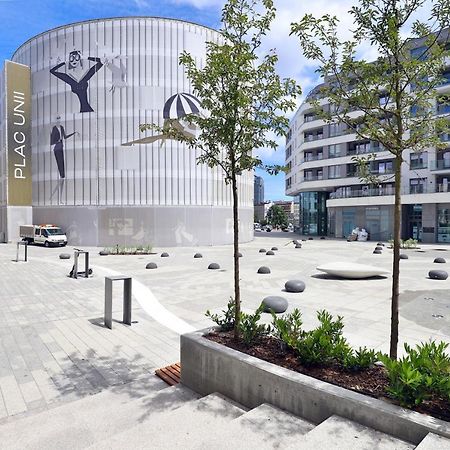 Plac Unii Apartment Gdynia By Noclegi Renters Bagian luar foto