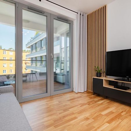 Plac Unii Apartment Gdynia By Noclegi Renters Bagian luar foto