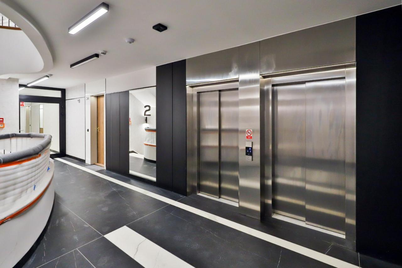 Plac Unii Apartment Gdynia By Noclegi Renters Bagian luar foto