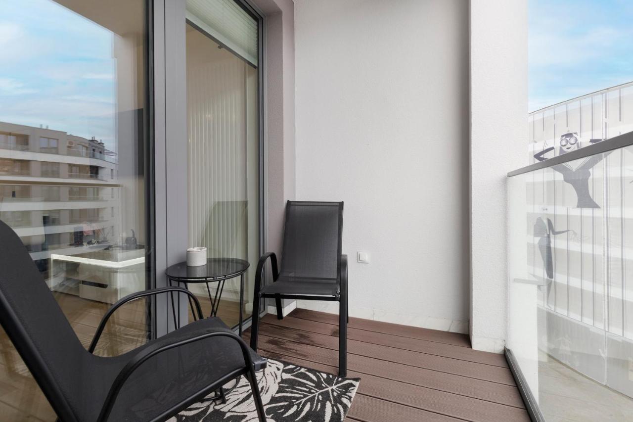 Plac Unii Apartment Gdynia By Noclegi Renters Bagian luar foto