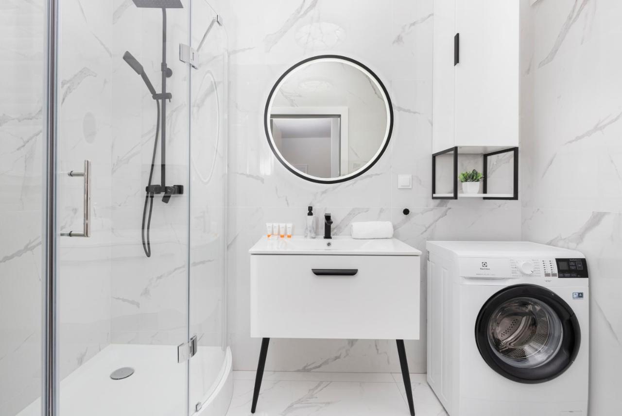 Plac Unii Apartment Gdynia By Noclegi Renters Bagian luar foto