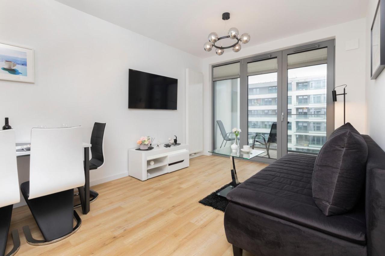 Plac Unii Apartment Gdynia By Noclegi Renters Bagian luar foto