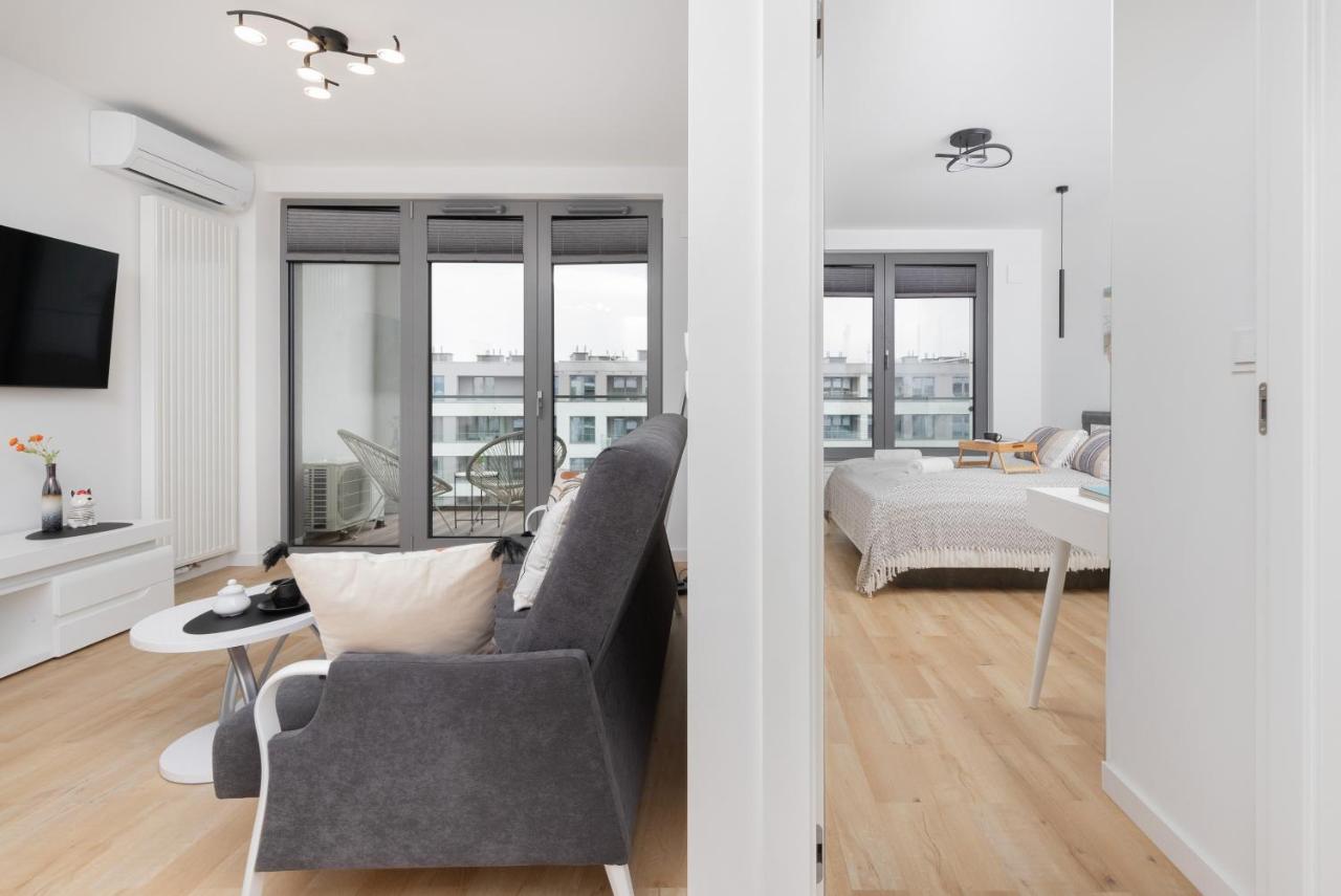 Plac Unii Apartment Gdynia By Noclegi Renters Bagian luar foto