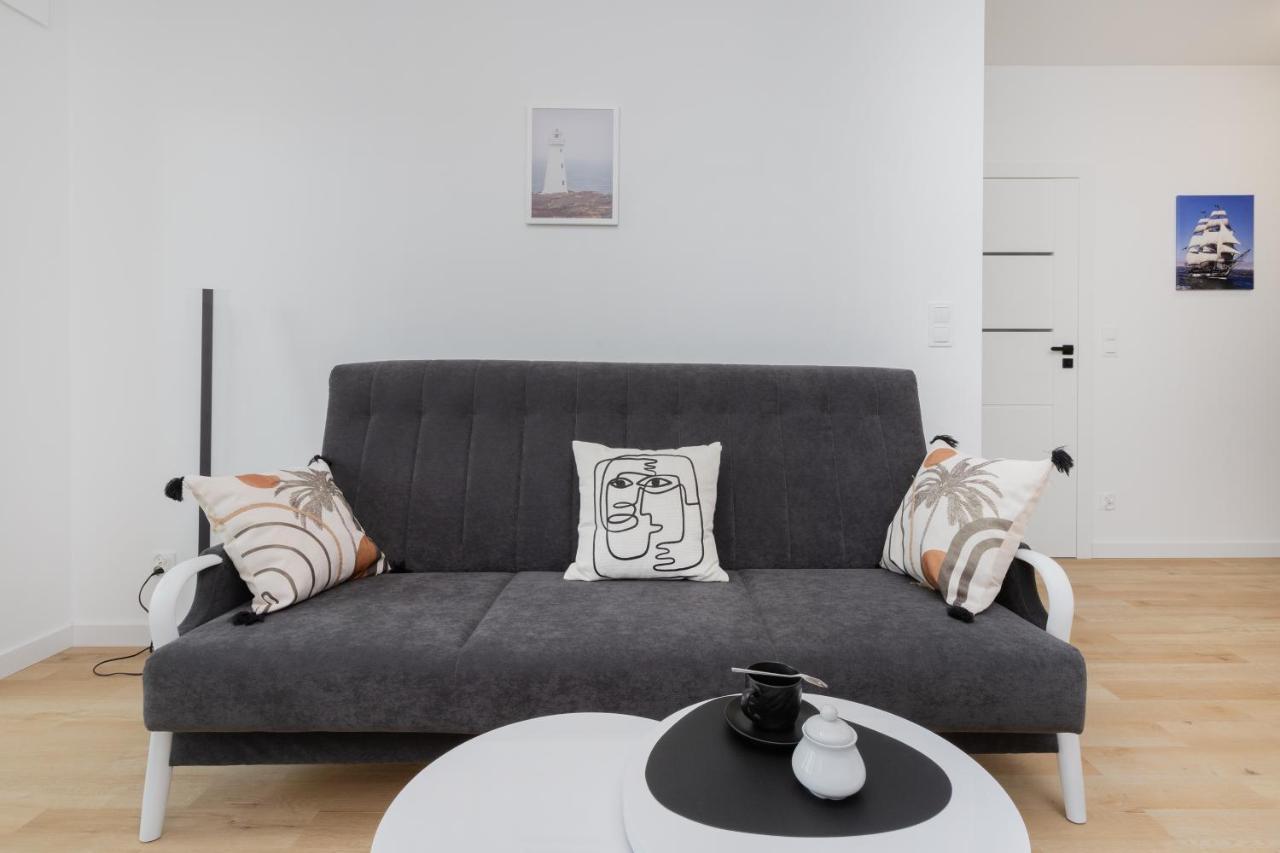 Plac Unii Apartment Gdynia By Noclegi Renters Bagian luar foto