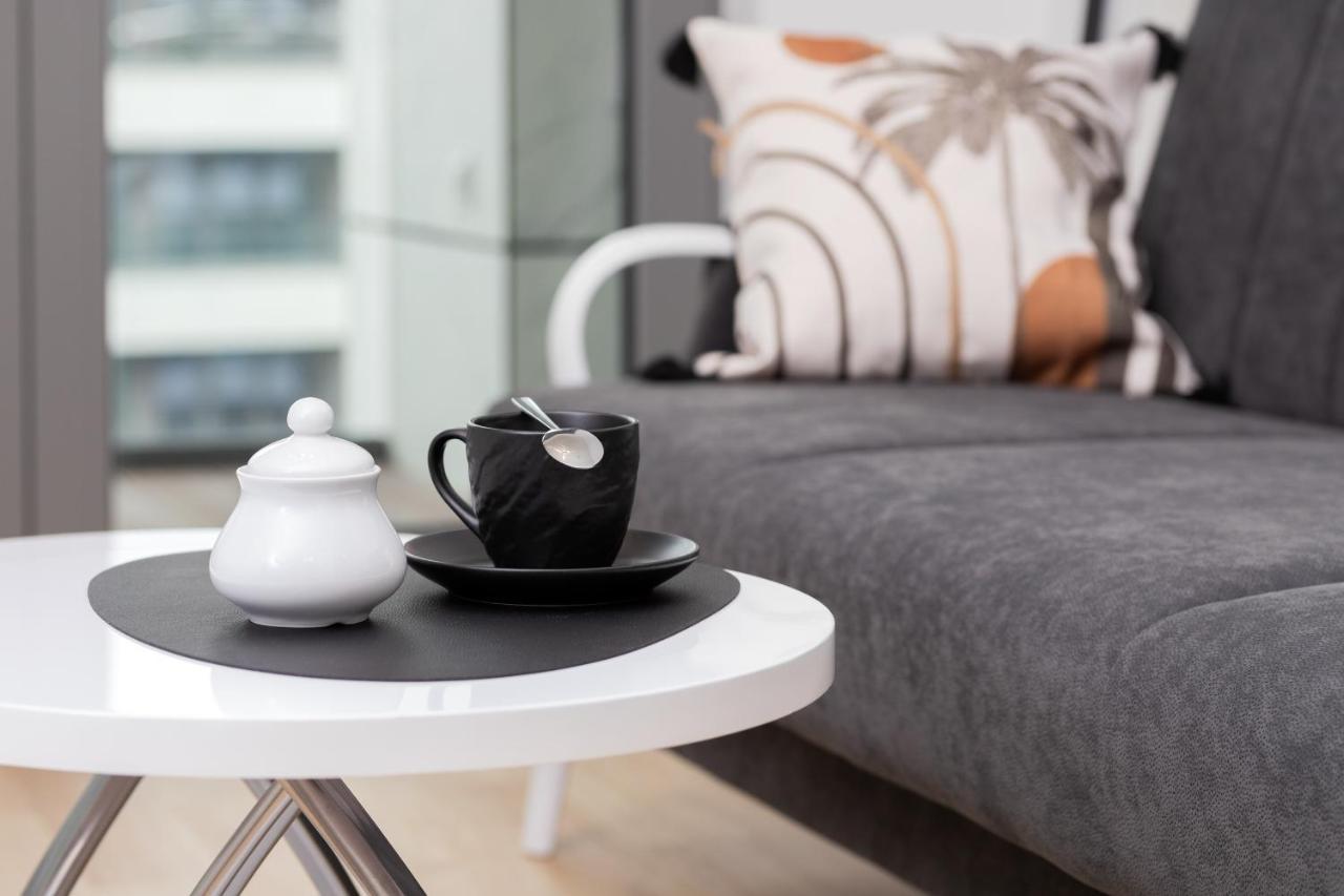 Plac Unii Apartment Gdynia By Noclegi Renters Bagian luar foto
