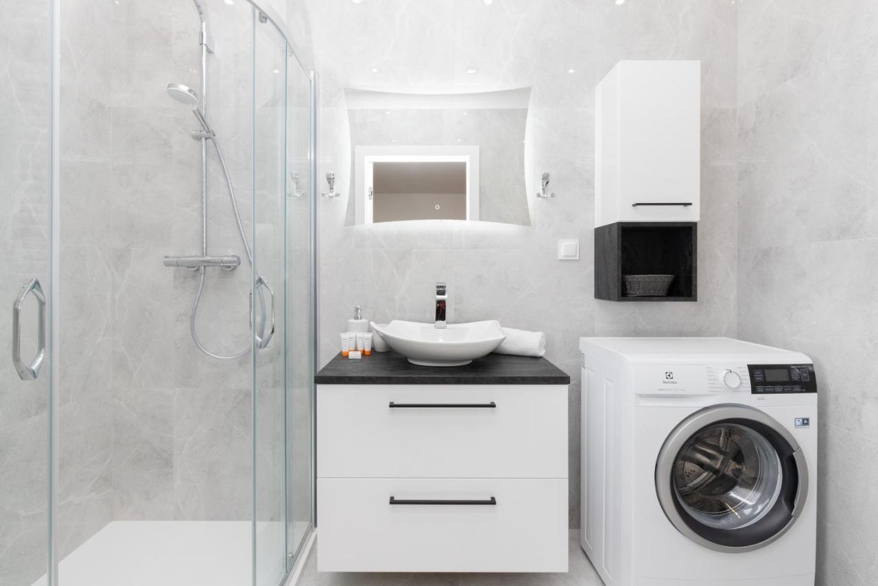 Plac Unii Apartment Gdynia By Noclegi Renters Bagian luar foto